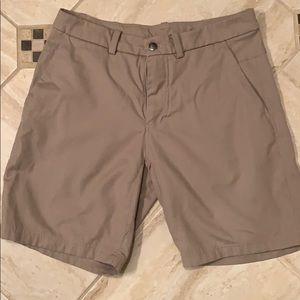 Lululemon Commission 9inch Shorts